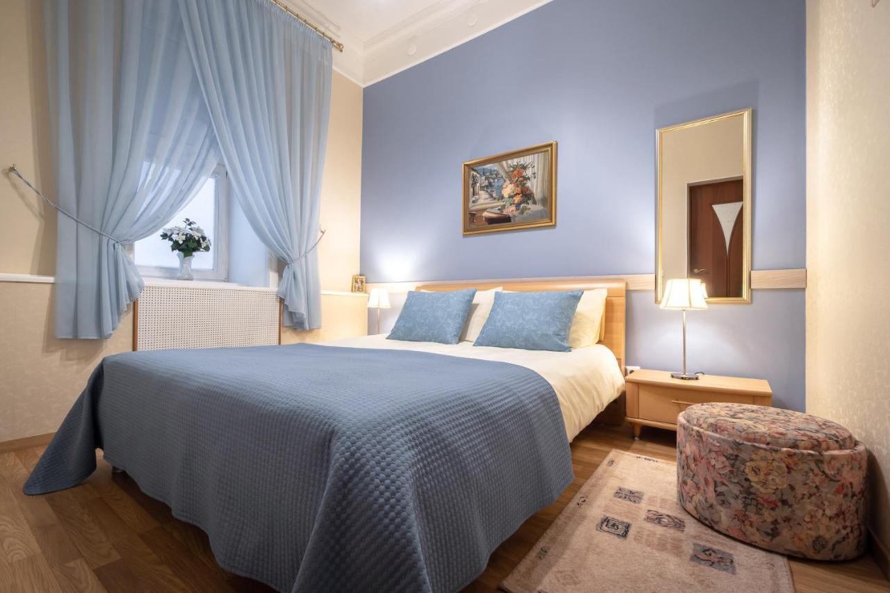 Classic Apartments In Old Town Tallinn Buitenkant foto